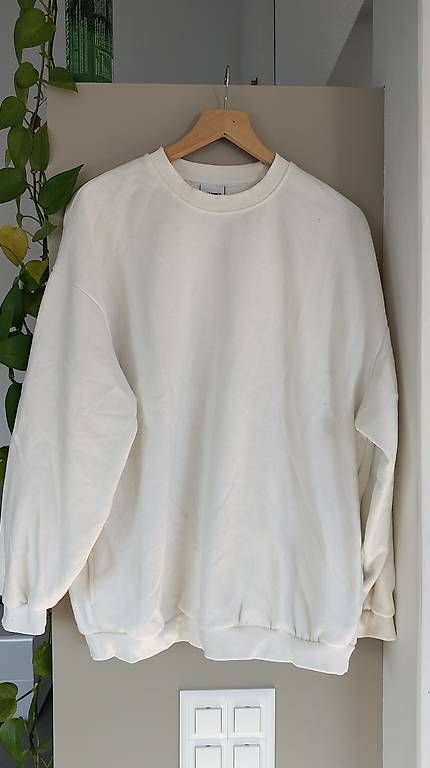 Pulls & Sweat-shirts: Bershka Pulli lang Gr. L – D'occasion à Solothurn par Claudiaf11