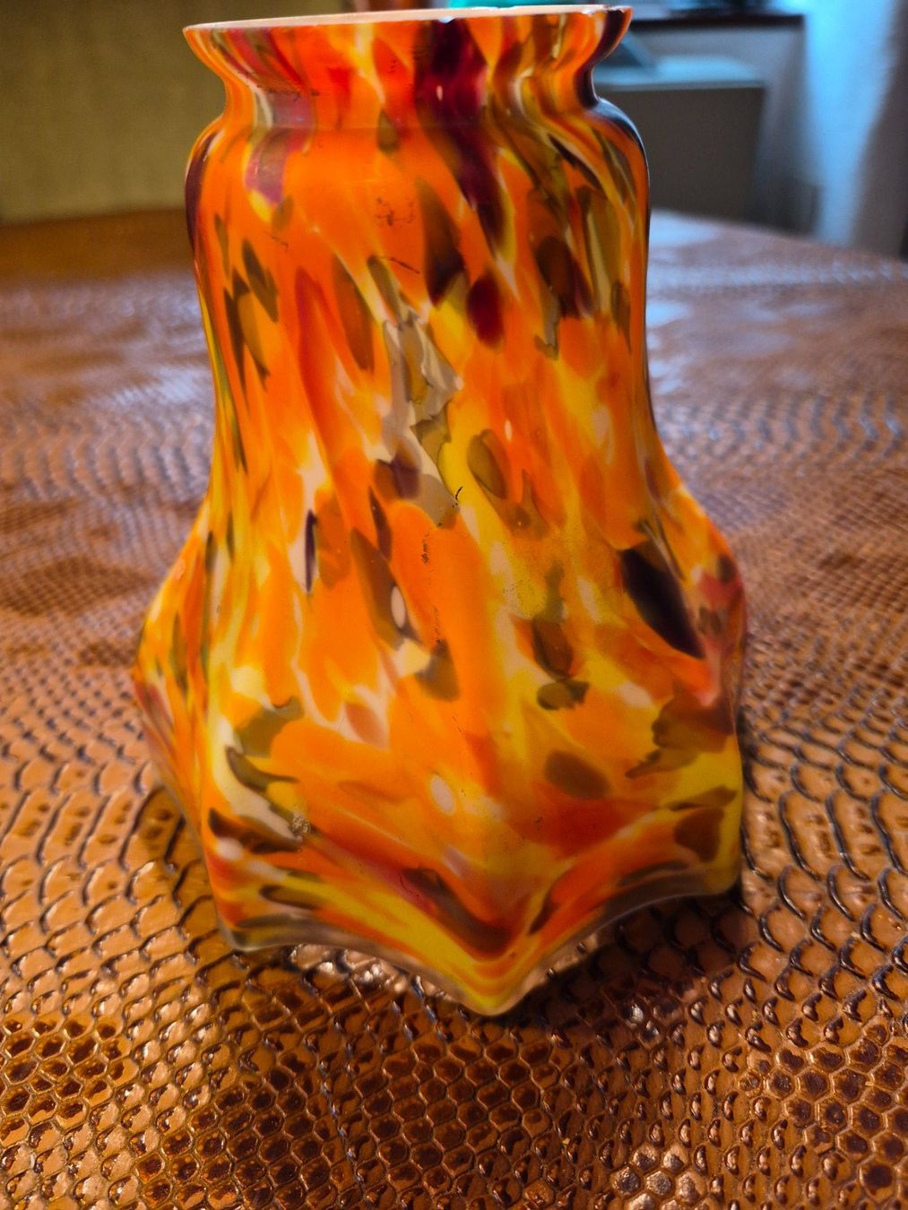 Lampes: Verre de lampe ancien multicolore – D'occasion à charmoille par mir_my9f