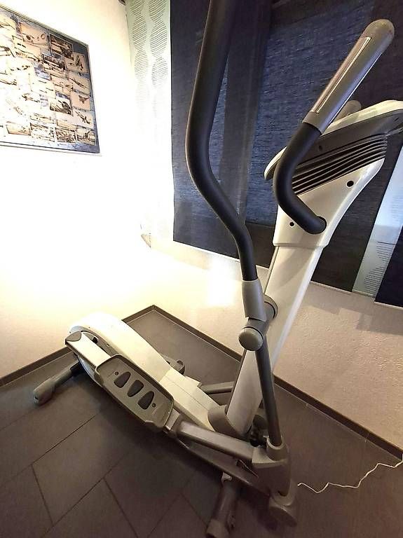 Hometrainer: Stepper / Vélo elliptique SEG – Usato da Estavayer-le-Lac venduto da Papesta
