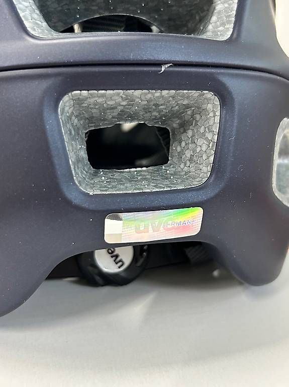 Helme: Velohelm uvex true cc deep space mat  – Gebraucht aus Sursee von pilatus.sport 4