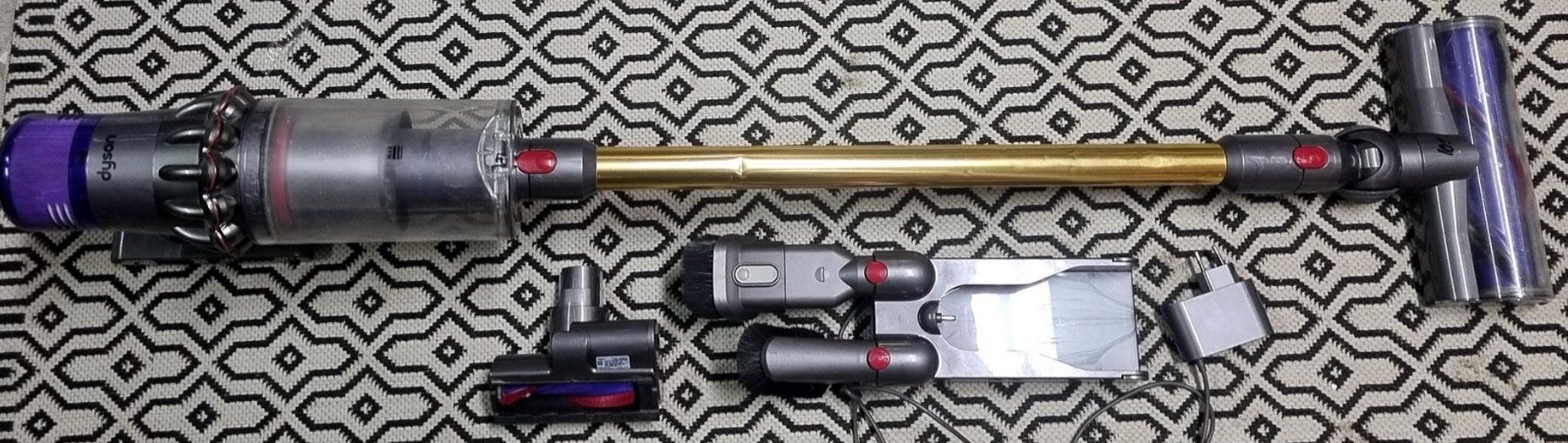 Dyson Aspirapolveri & Accessori: Dyson V11 Staubsauger / aspirateur – Usato da Collonges venduto da arashee 3