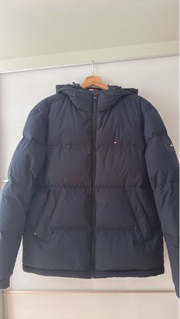 Tommy Hilfiger Daunenjacke dunkelblau neuwertiger Zustand