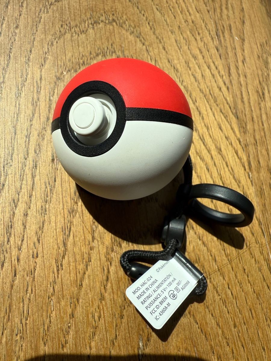 Pokeball-Controller / Nintendo Switch (Gebraucht) in Läufelfingen für ...