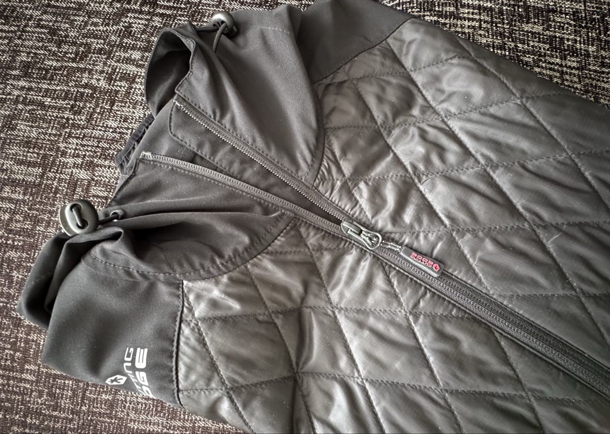 Giacche: Softshell Jacke Cutting Edge schwarz Grösse 48 – Usato da Kehrsatz venduto da Adrenalina1 7