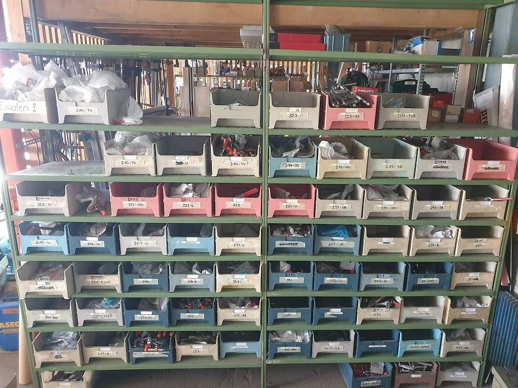 Alle Werkzeuge: Industrie Spanner ca. 3000 Stück Liquidation – Neu und originalverpackt aus Grub AR von motogeni 2