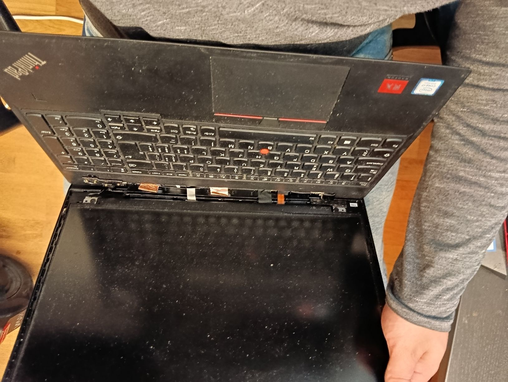 Lenovo Notebooks: Lenovo ThinkPad E590 defekt ohne RAM ohne SSD hinge broken – Defekt aus Zürich von TBG021 3