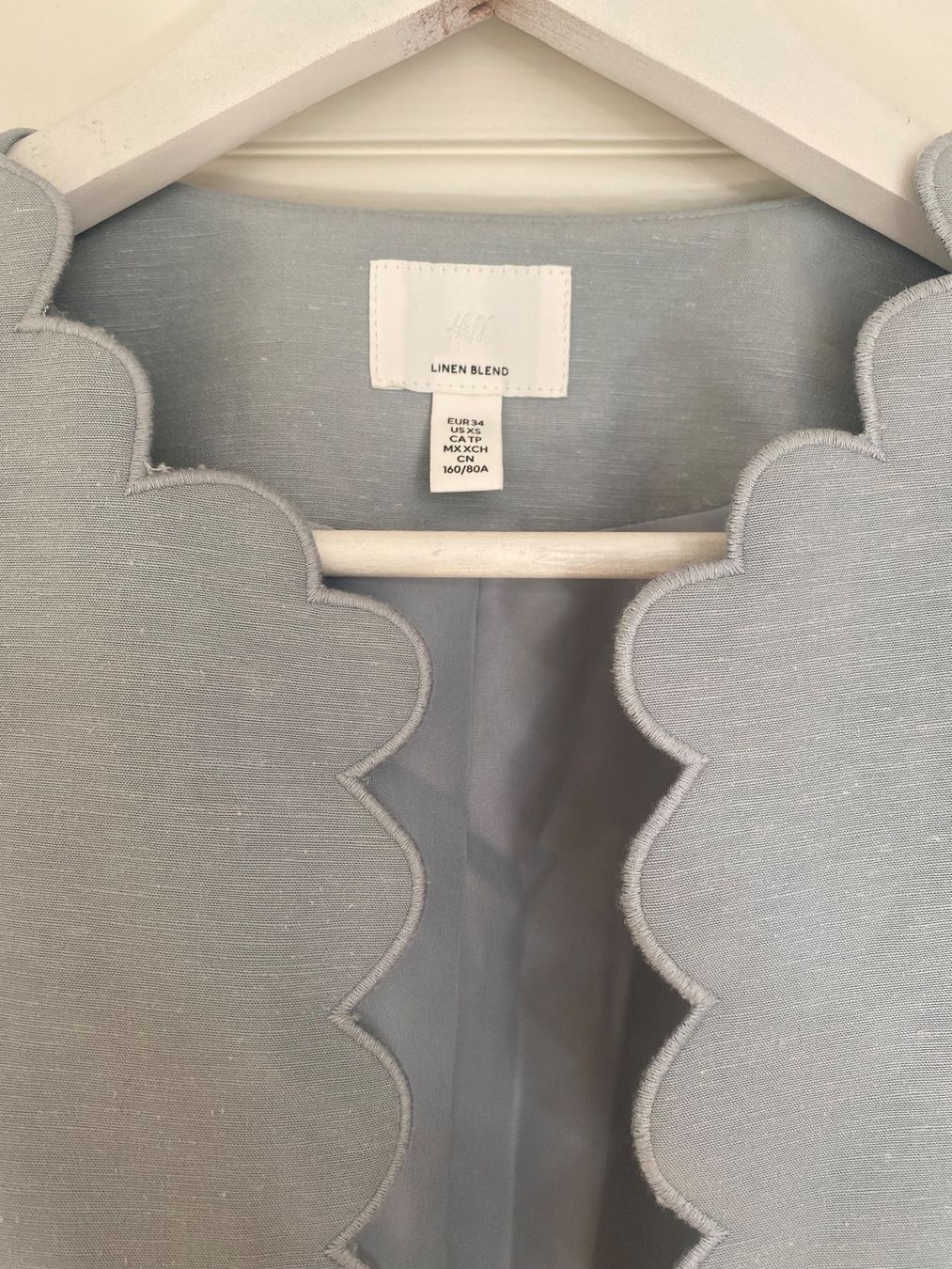 H&M Jacken: H&M Kurzjacke hellblau Leinen – Gebraucht aus Basel von NormaJean01 2