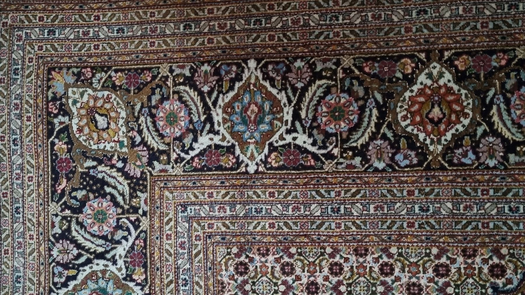Teppiche: Seidenteppich 250 x 350 – Gebraucht aus Sarnen von Misha3 5