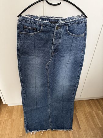 Longue jupe en jean