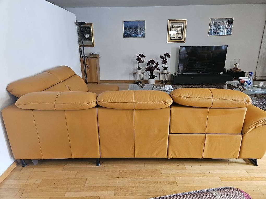 Sofas: Echtleder Ecksofa mit elektrischer Relaxfunktion – Gebraucht aus Selzach von jan_6mmw 2