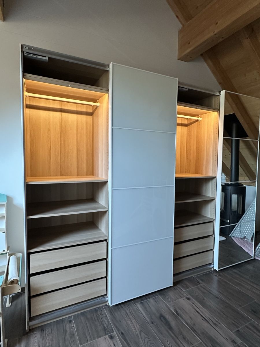 Armadi: IKEA Pax Kleiderschrank wie neu – Usato da Seon venduto da gio_wtt2 1