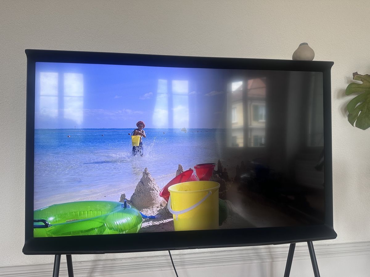 Fernseher: Smart TV Serif Samsung 49 Zoll – Defekt aus Fribourg von samsam04 3