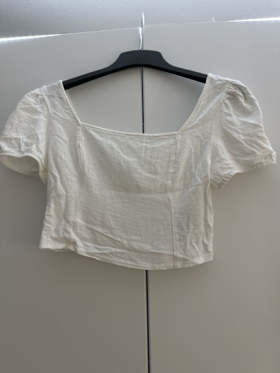 Top: Weisses Sommer Top mit Puffärmeln – Usato da Winterthur venduto da Can.sel37