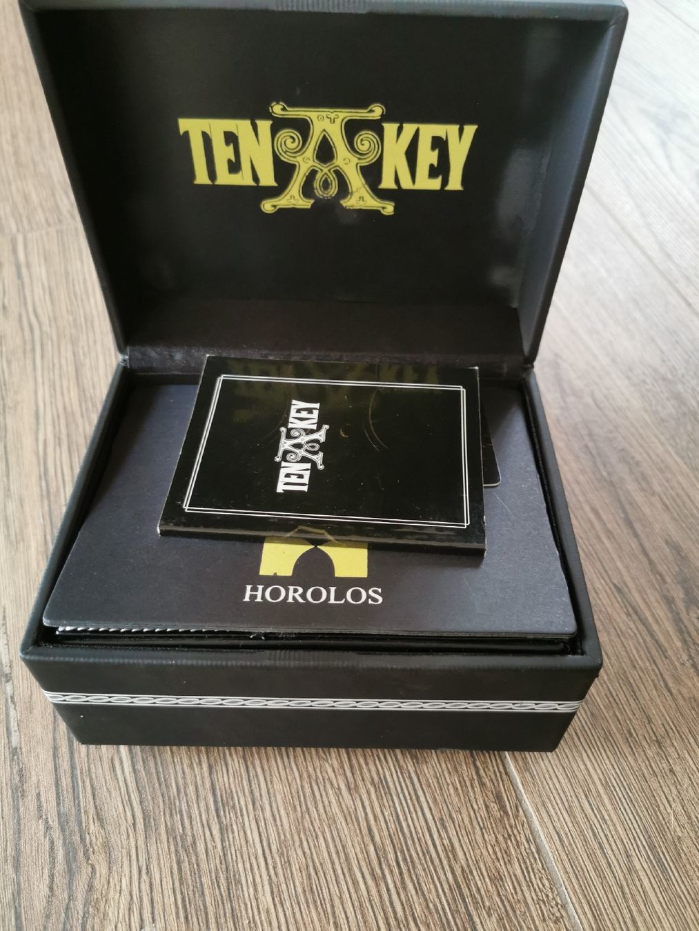 Scatole porta orologi: Elegante Tenkey Horolos Uhrenbox – Usato da Gossau ZH venduto da GDE19 1