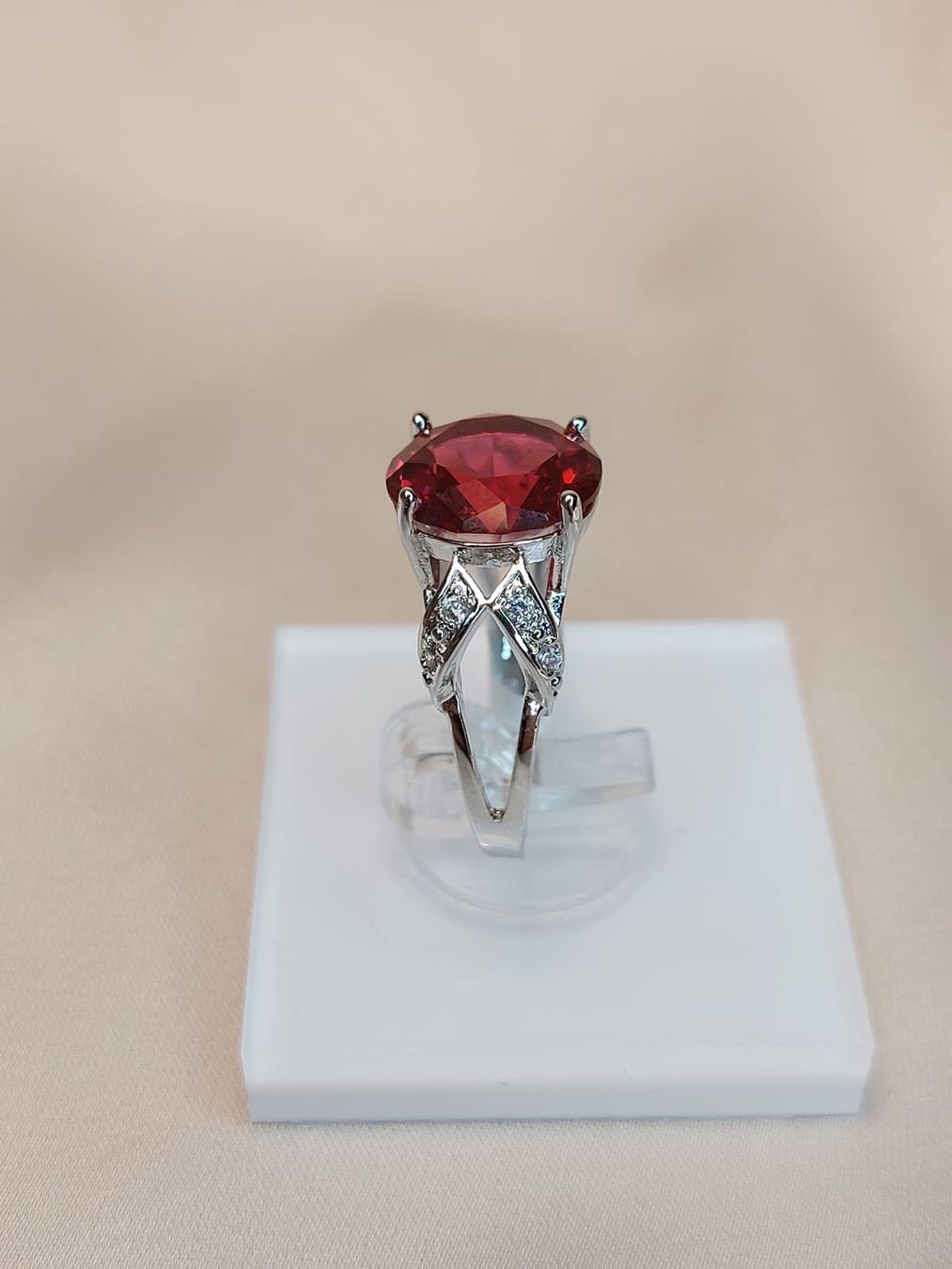 Ringe: Eleganter Ring mit Turmalin, 925 versilbert Gr. 7 – Neu (gemäss Beschreibung) aus Grenchen von maretop 1