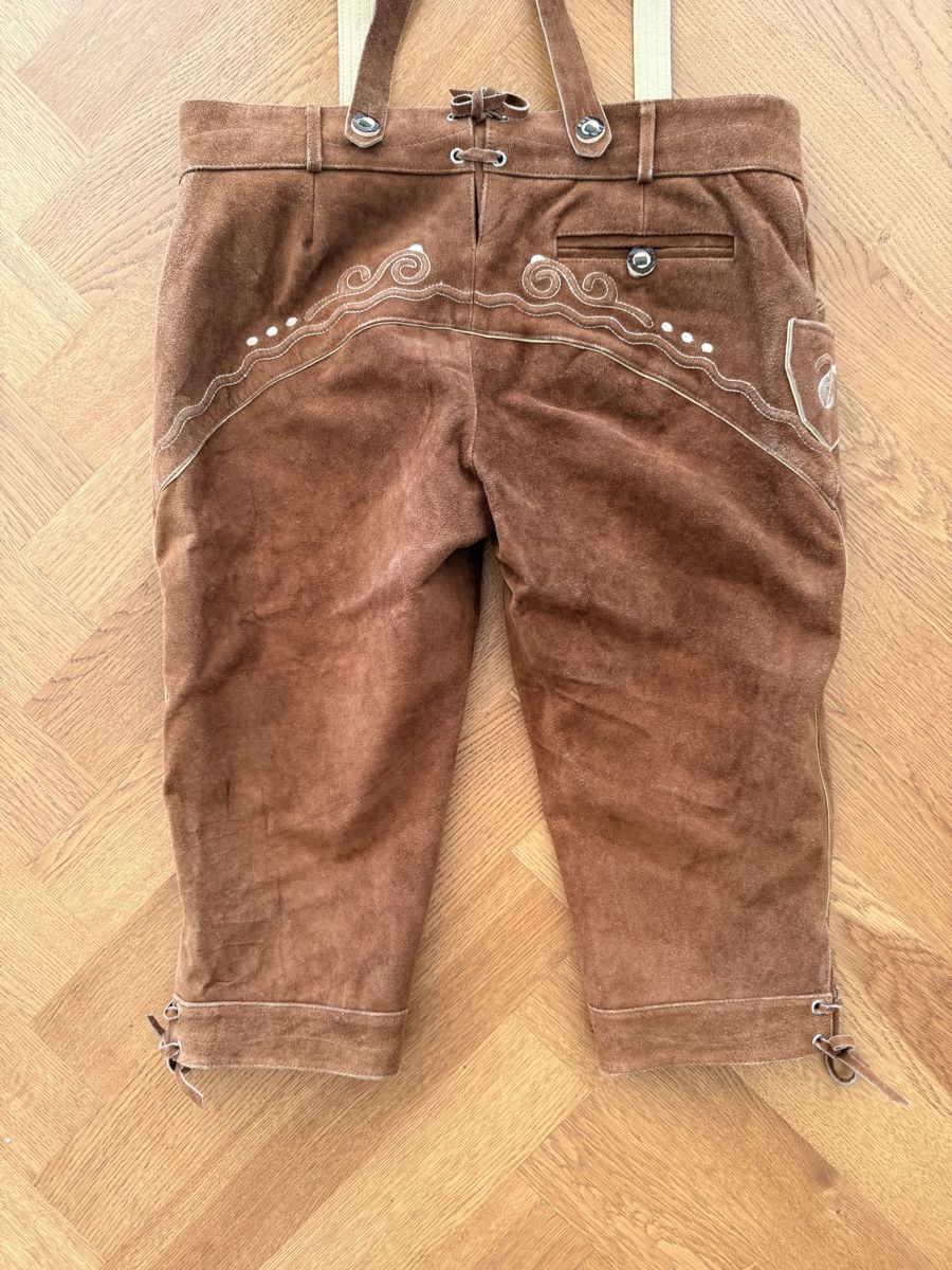 Costumi: Lederhose braun mit Trägern – Nuovo (secondo la descrizione) da Horw venduto da patrik_13 3