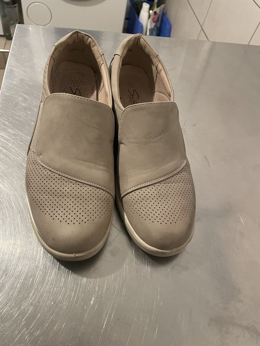 Scarpe da donna: Damenschuhe 41 designed in  Italy – Usato da Frauenfeld venduto da Waldtaube53 2