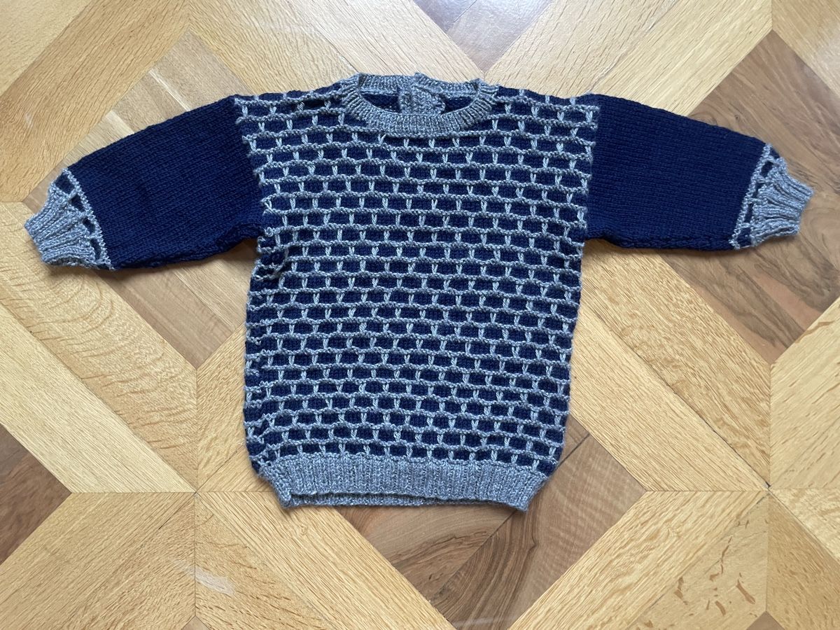 Maglioni & Felpe: Handgestrickter Kinderpullover Grösse 92-98 – Usato da Fribourg venduto da Mymikrakra01 1