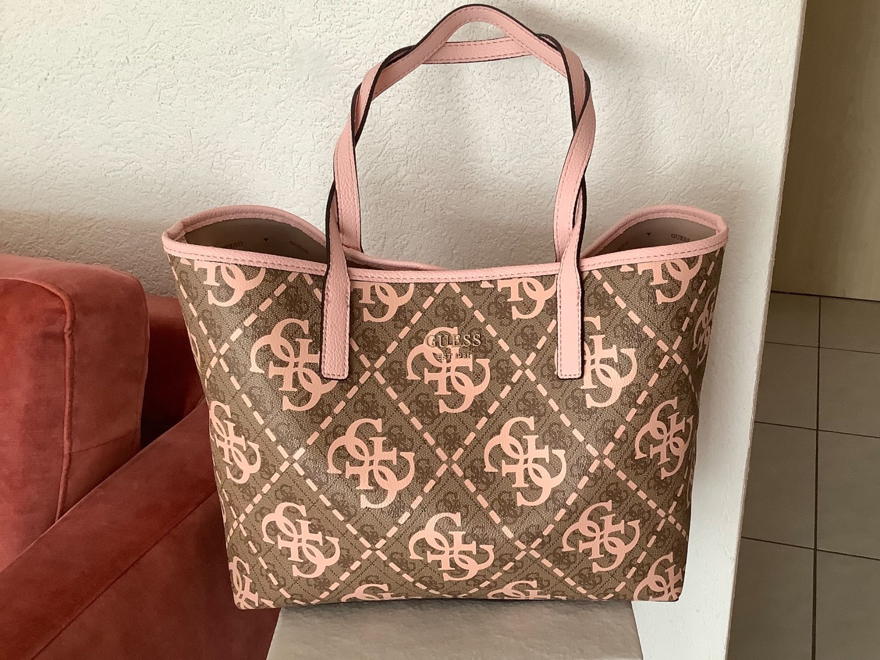Guess Borse da donna: GUESS Tasche NEU – Nuovo e nell'imballaggio originale da Aegerten venduto da G7unit