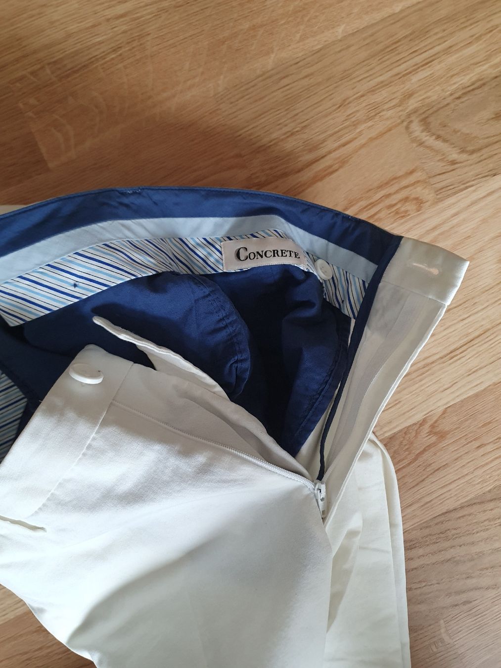 Pantaloni: Elegante weisse Hose, Grösse 42 – Usato da Zürich venduto da ceviname 4