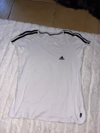 T-shirt femme Adidas blanc avec bandes noir bon état