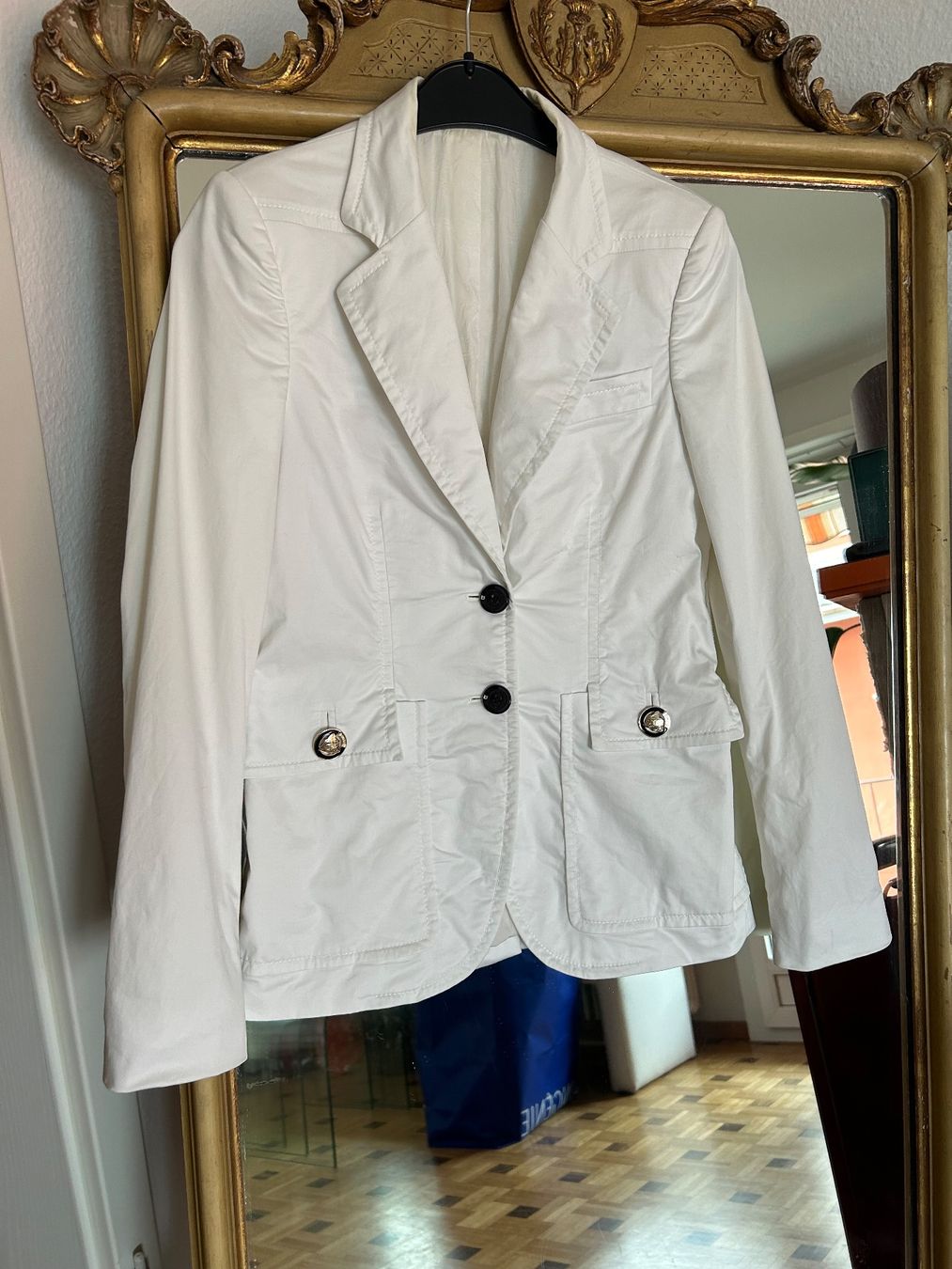 Gucci Jacken: Gucci 2000s blazer (XS) – Gebraucht aus Rüschlikon von Tey_sl 1