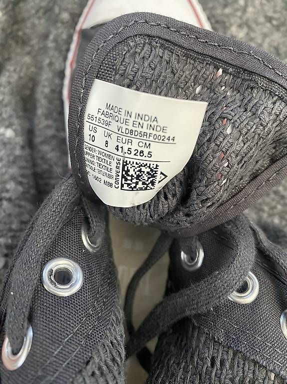 Converse Scarpe da uomo: Converse Grau ungetragen in Grösse 41.5 – Nuovo (secondo la descrizione) da Herrenschwanden venduto da ale_5ggz 1