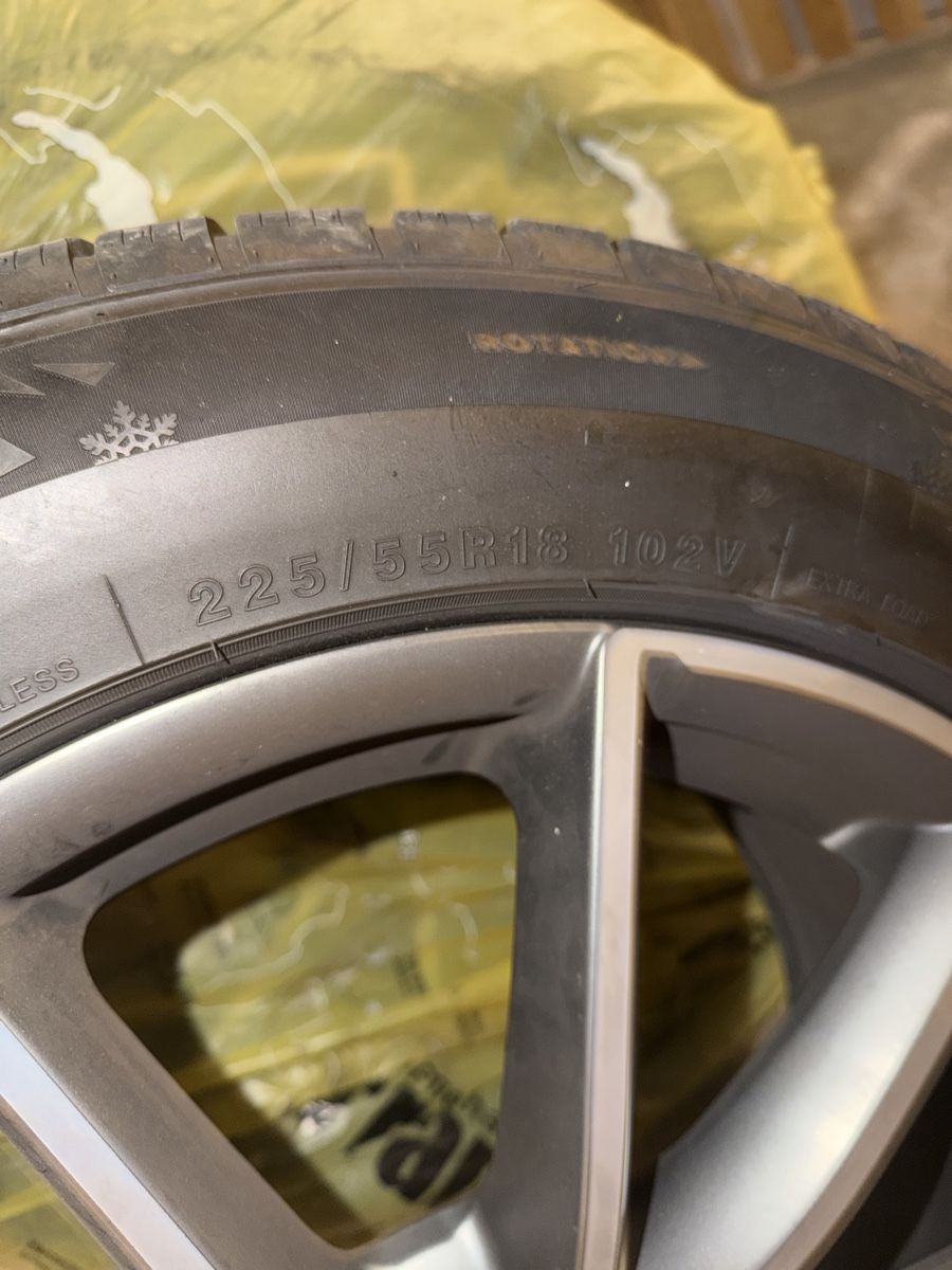 Hyundai Cerchioni: Felge mit Bereifung – Usato da Emmenbrücke venduto da ArbenLika 2