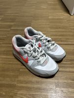 Nike Air Max Command Gr. 38.5