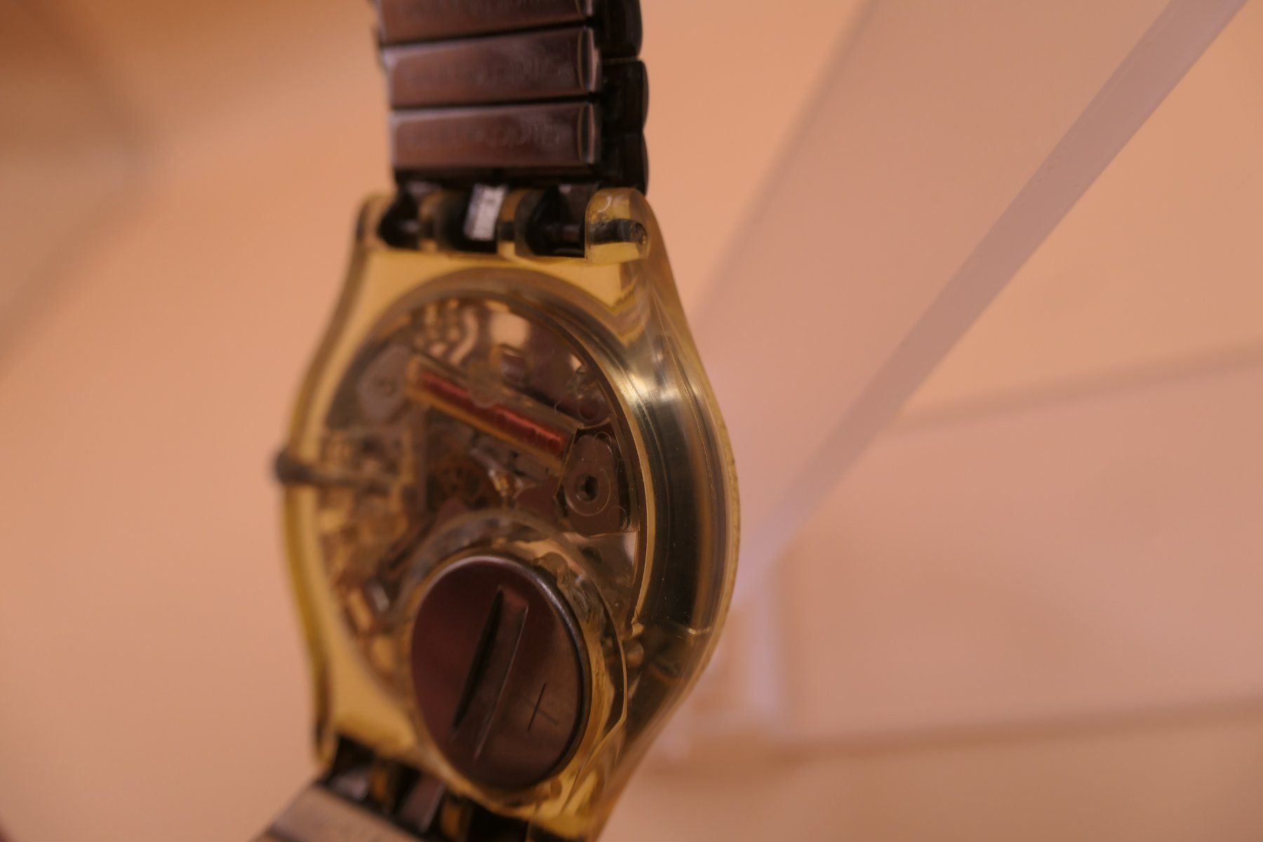 Swatch Orologi: Swatch Gent "FLAKE" GK165, neue Batterie – Usato da Thun venduto da CHRONOTIKA 4