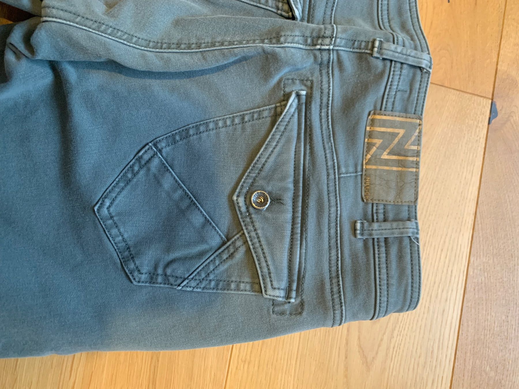 Nile Pantaloni: Nile Hose, Grösse S – Usato da Aarberg venduto da Mama_Lulu 4