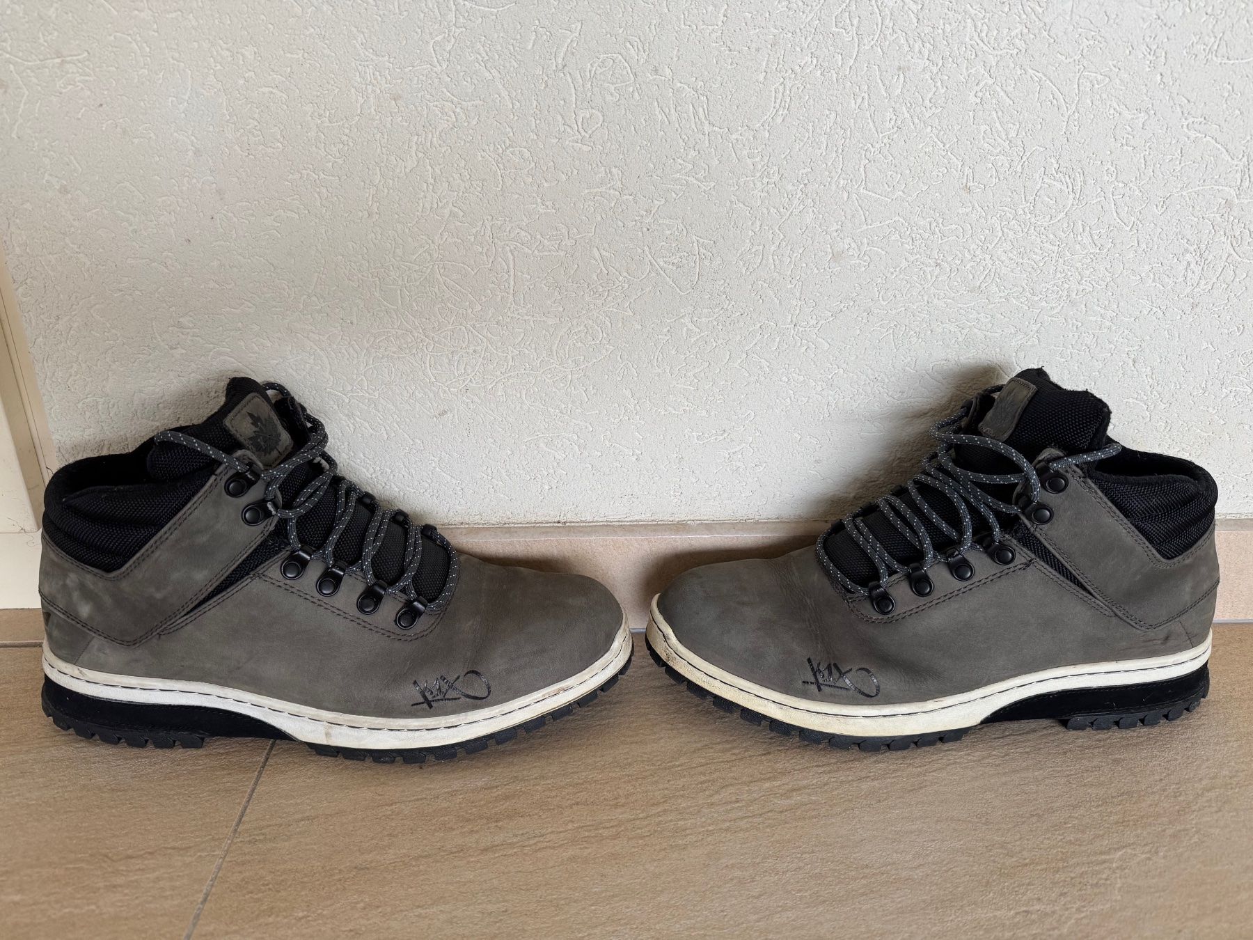K1X Scarpe da uomo: Bottines K1X en daim gris, p.10.5/44.5 – Usato da St-Gingolph venduto da GoldenKeys 4