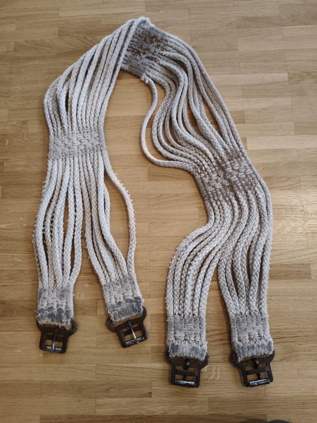Briglie & Cavezze: Sattelgurte 120 cm – Usato da Winterthur venduto da Schweiff 1