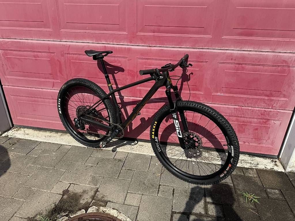 Biciclette: Scott Scale 910 Custom, 10.4kg – Usato da Kerzers venduto da bergsuechtig