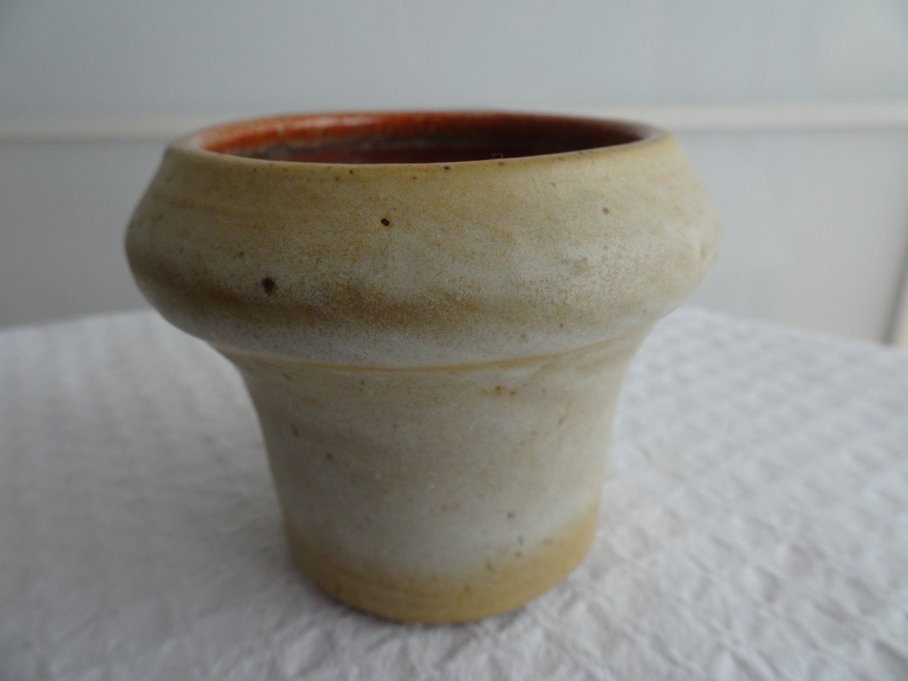 Vasen & Gefässe: Kleine Keramik-Vase – Gebraucht aus männedorf von purzelchen