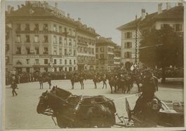 Antik Foto, Basel, 1. Weltkrieg, Defilee (13x17 cm)