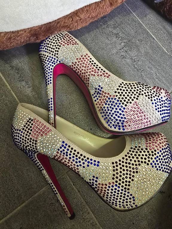 Damenschuhe: High Heels  – Gebraucht aus Domat/Ems von del_glb5 1