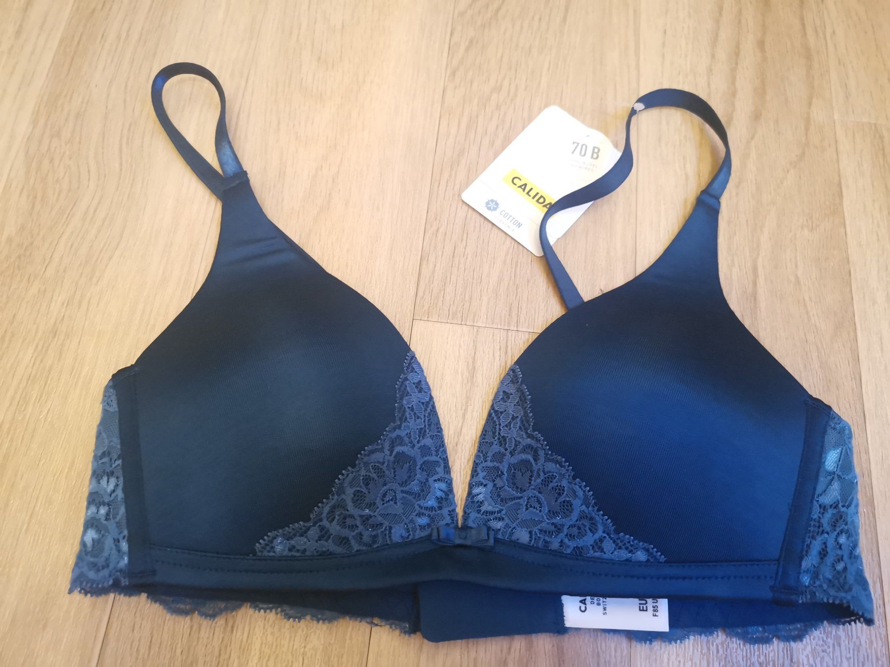 Calida Sonstige Unterwäsche: Neu!! / BH Calida 70B / türkis – Gebraucht aus Hergiswil NW von Angfri