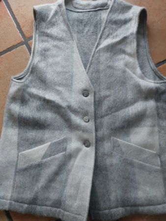 Schöne warme Weste von Römer Land Gr.44 Schurwolle m. Mohair