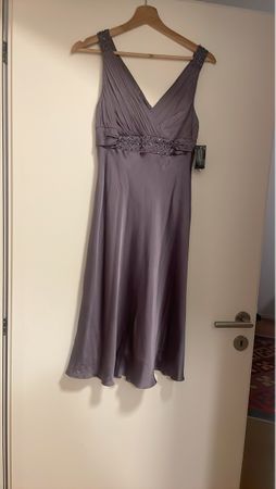 Elegant Grey Anne Klein Silk Dress, US 4