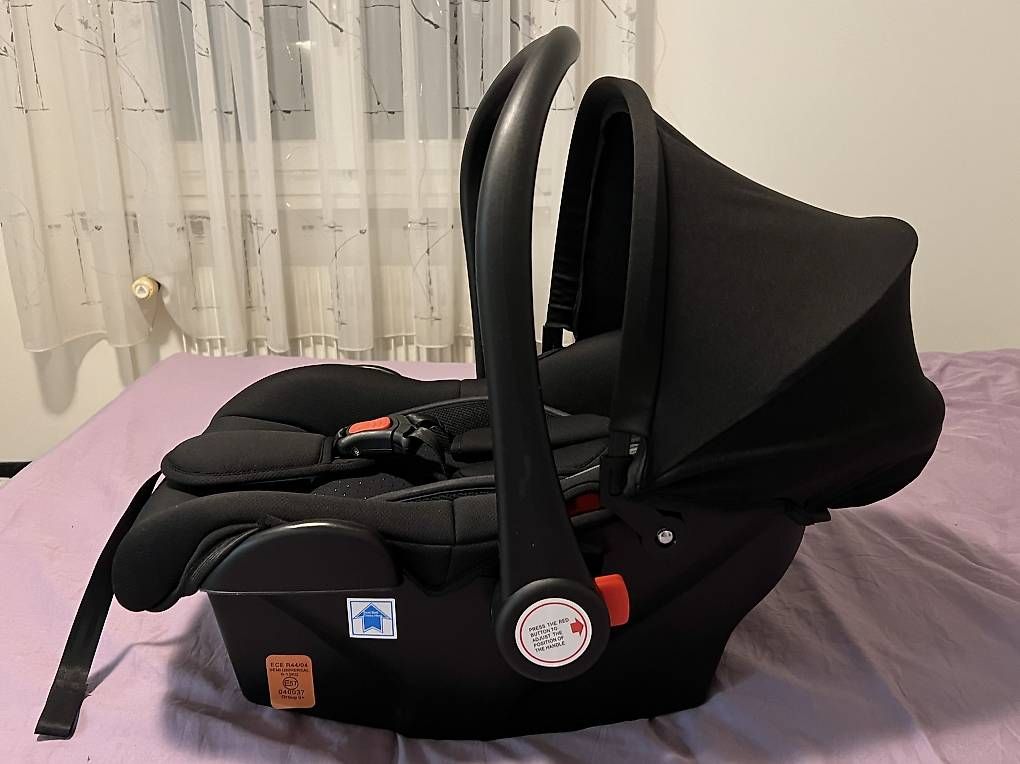 Seggiolini per auto: Auto Kindersitz Neue 0-13 kg – Usato da Knonau venduto da Gysii 2