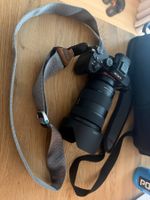 Sony A7 III mit 24-70mm 2.8 GM und Trageriemen und Rucksack