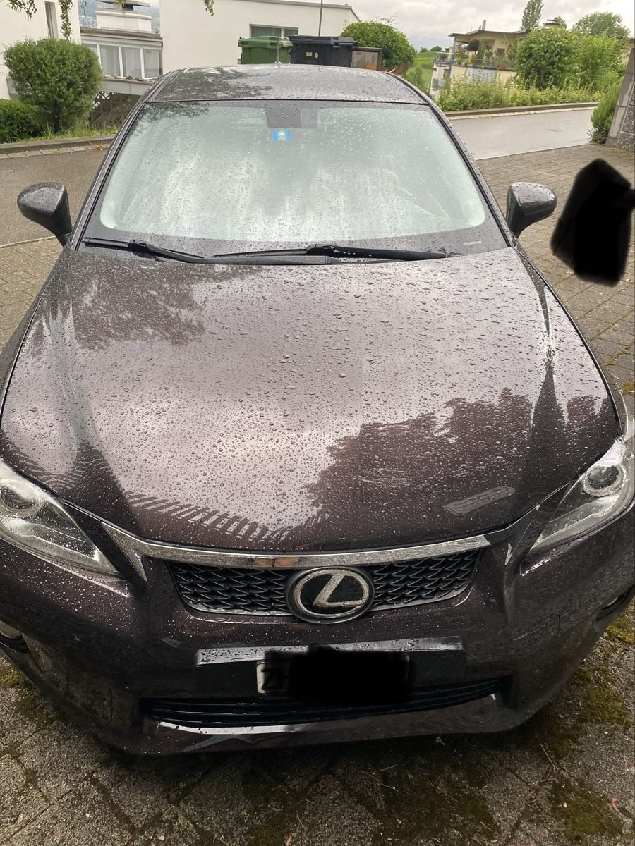 Lexus Automobili: Lexus CT 200h – Usato da Stäfa venduto da RAS12