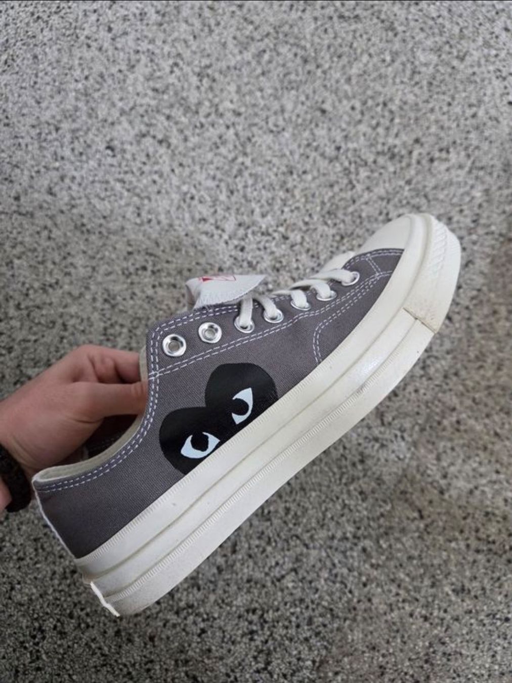 Converse Scarpe da uomo: CDG x Converse Chuck Taylor – Nuovo (secondo la descrizione) da Zollikofen venduto da Vintageforyou