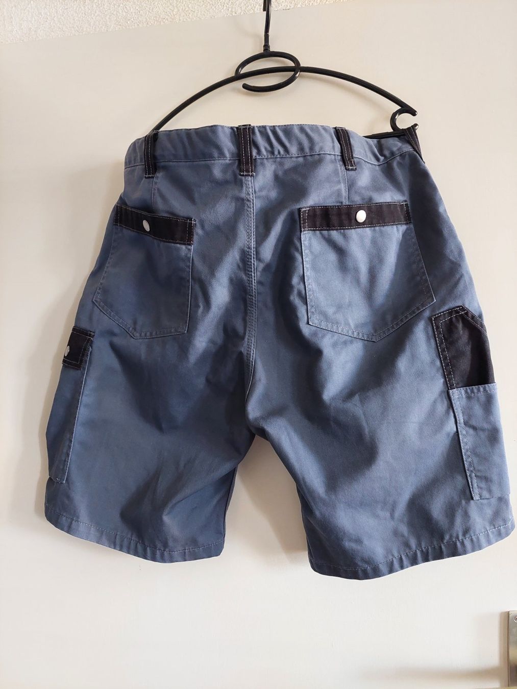 Pantaloni: Arbeits Shorts Grösse 46 neu – Nuovo (secondo la descrizione) da Rütihof venduto da cla_v8dy 3