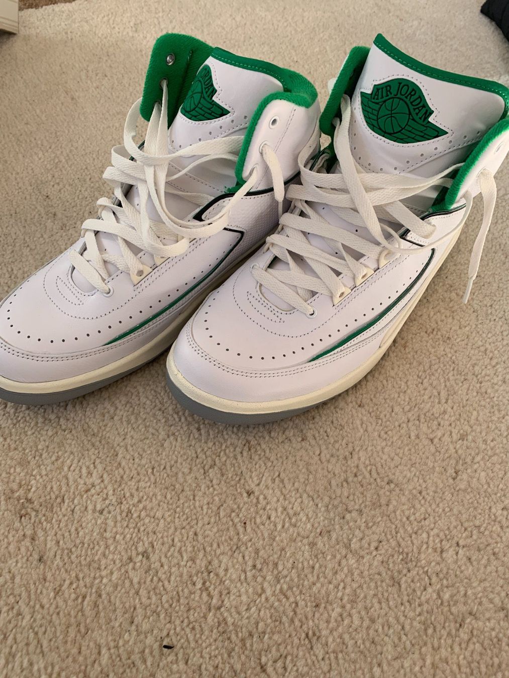 Jordan Chaussures hommes: Air Jordan 2 Retro – Neuf avec emballage d'origine à Zürich par greekfever