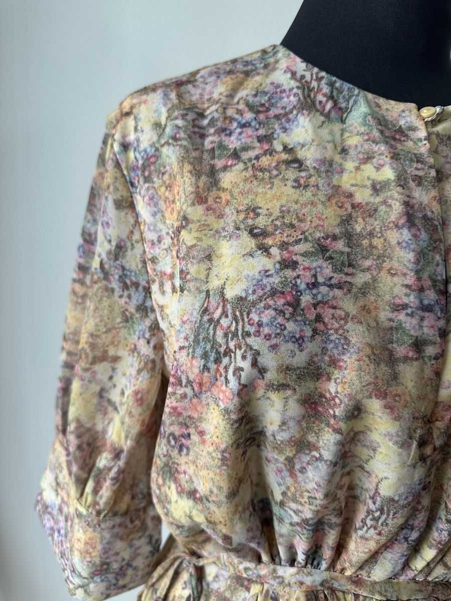 H&M Robes: Kleid mit Blumenmuster Grösse S neu mit Etikett – Neuf avec emballage d'origine à Wohlen AG par jes_9c79 4