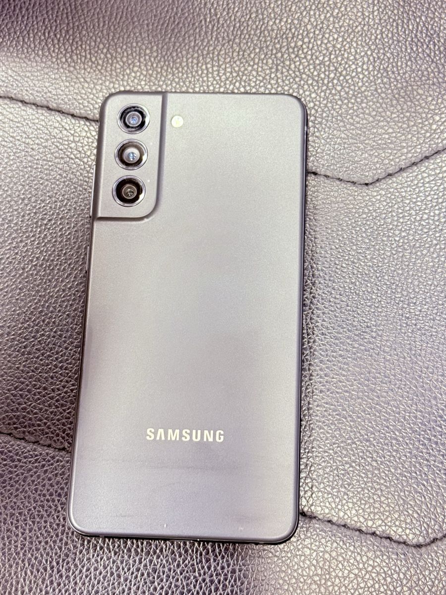 Samsung Telefoni cellulari / Smartphones: Samsung S21FE 128 Gb Black – Usato da Uster venduto da jca_pr9r 2
