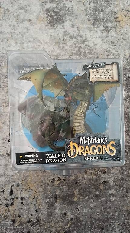 Statuette: McFarlane's Dragons Series 5 water dragon – Usato da Cureglia venduto da ale_2ccb