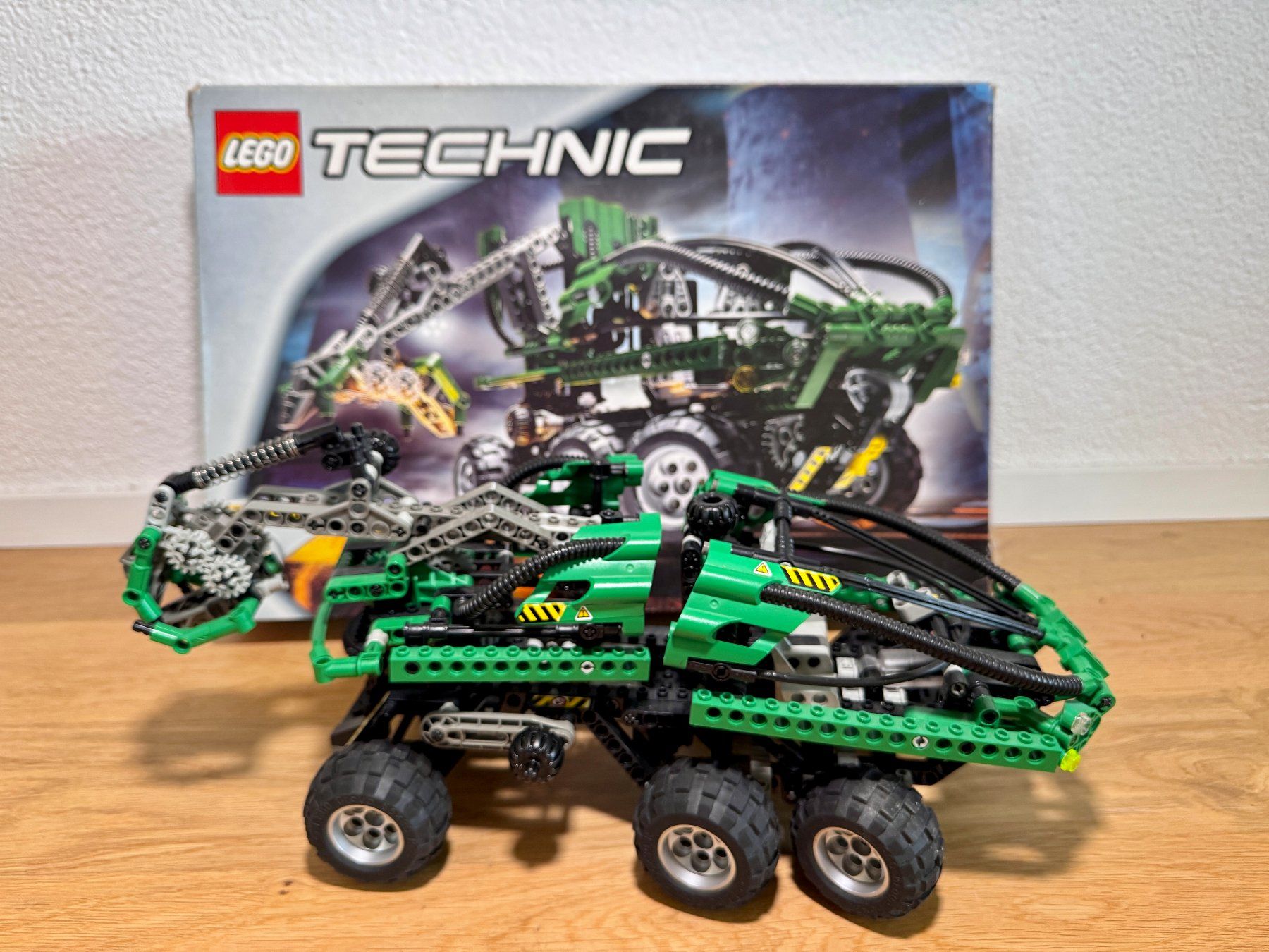 LEGO Technic 8446 – Offroad Kranwagen, komplett mit Box (Gebraucht) in ...